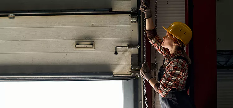 Addressing Common Garage Door Stoppage Issues in Kendale Lakes, FL